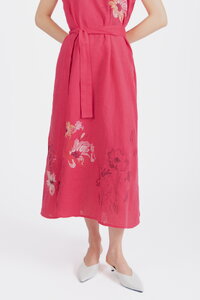 Lanena Haljina sa Vezom, Cvetni Motiv