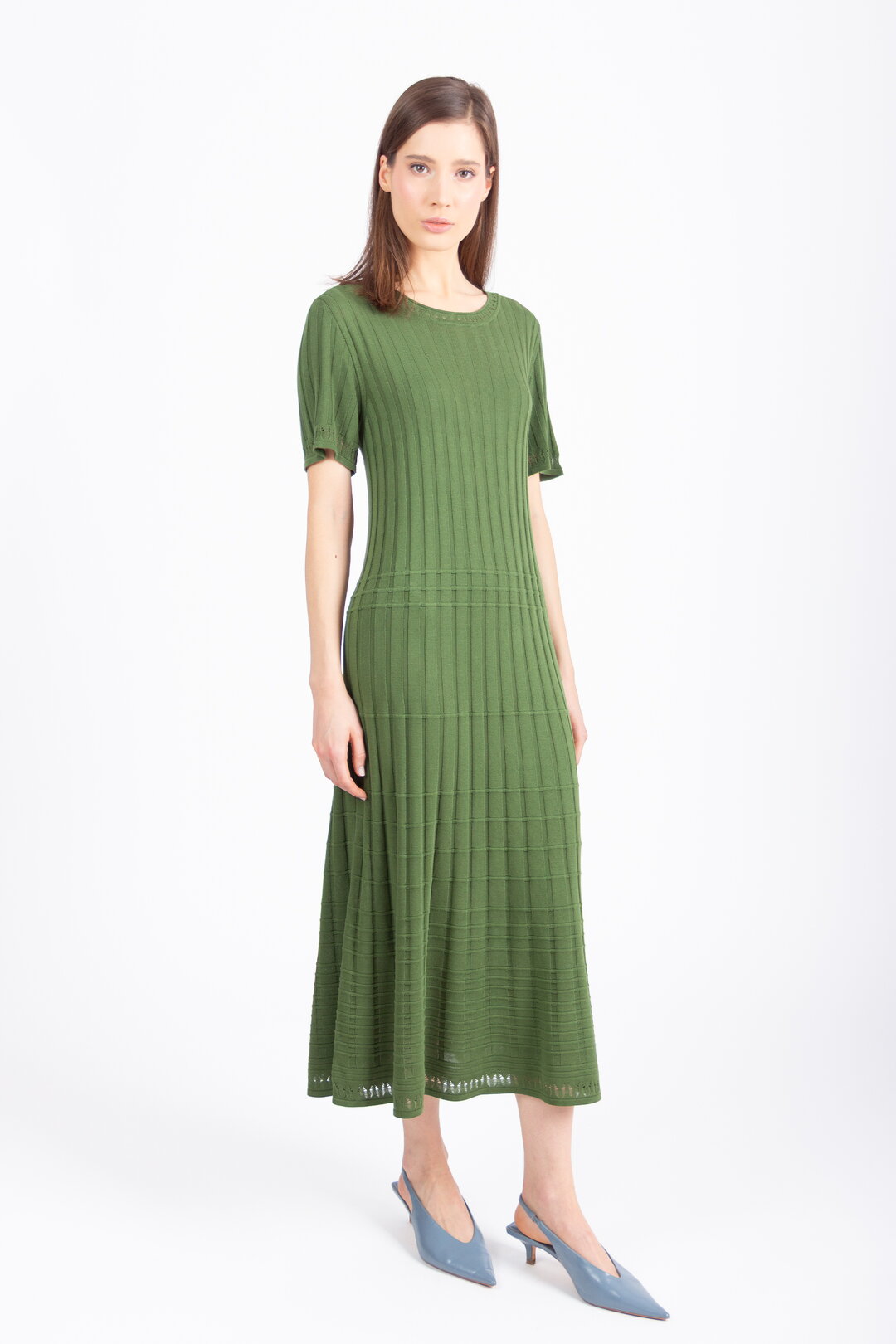 Jednobojna Rebrasta Haljina sa O-Izrezom