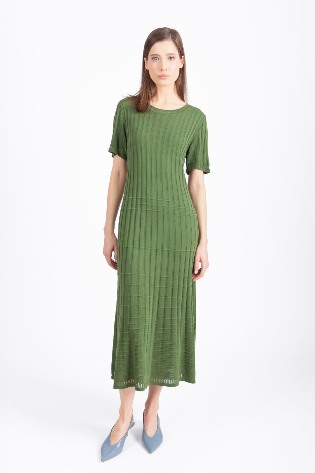 Jednobojna Rebrasta Haljina sa O-Izrezom