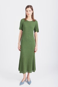 Jednobojna Rebrasta Haljina sa O-Izrezom