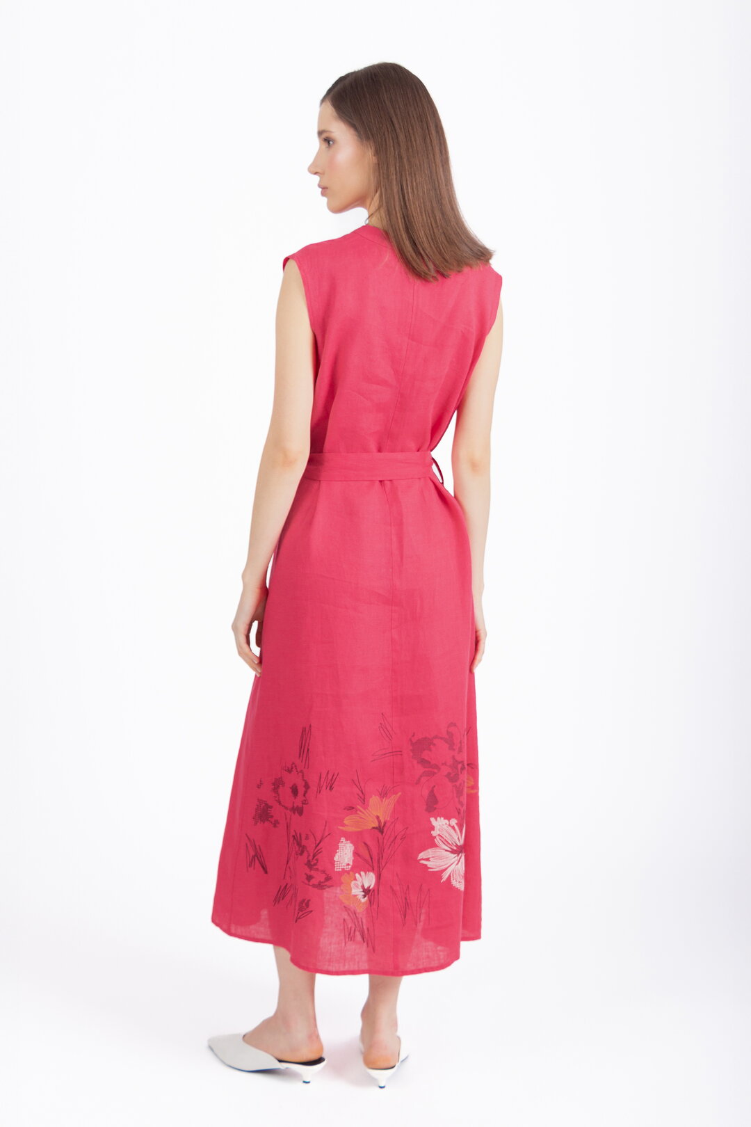 Lanena Haljina sa Vezom, Cvetni Motiv