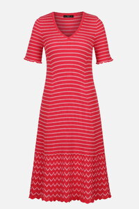 Geripptes Kleid mit Streifen