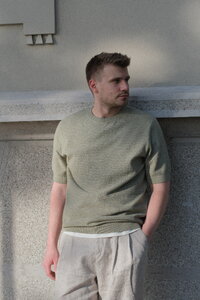 Fine Struct. Short Sleeve Pullover