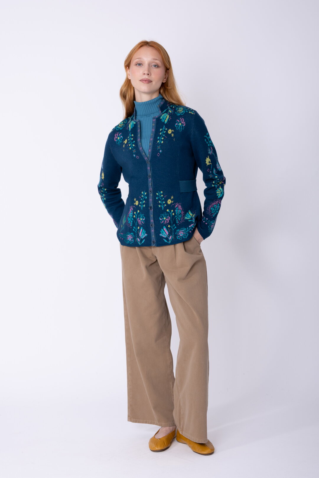 Strickjacke Fika Floral