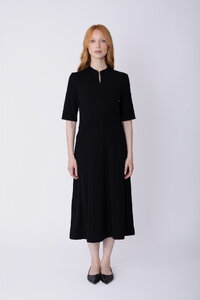 Strickkleid mit Ärmeln bis zum Ellbogen