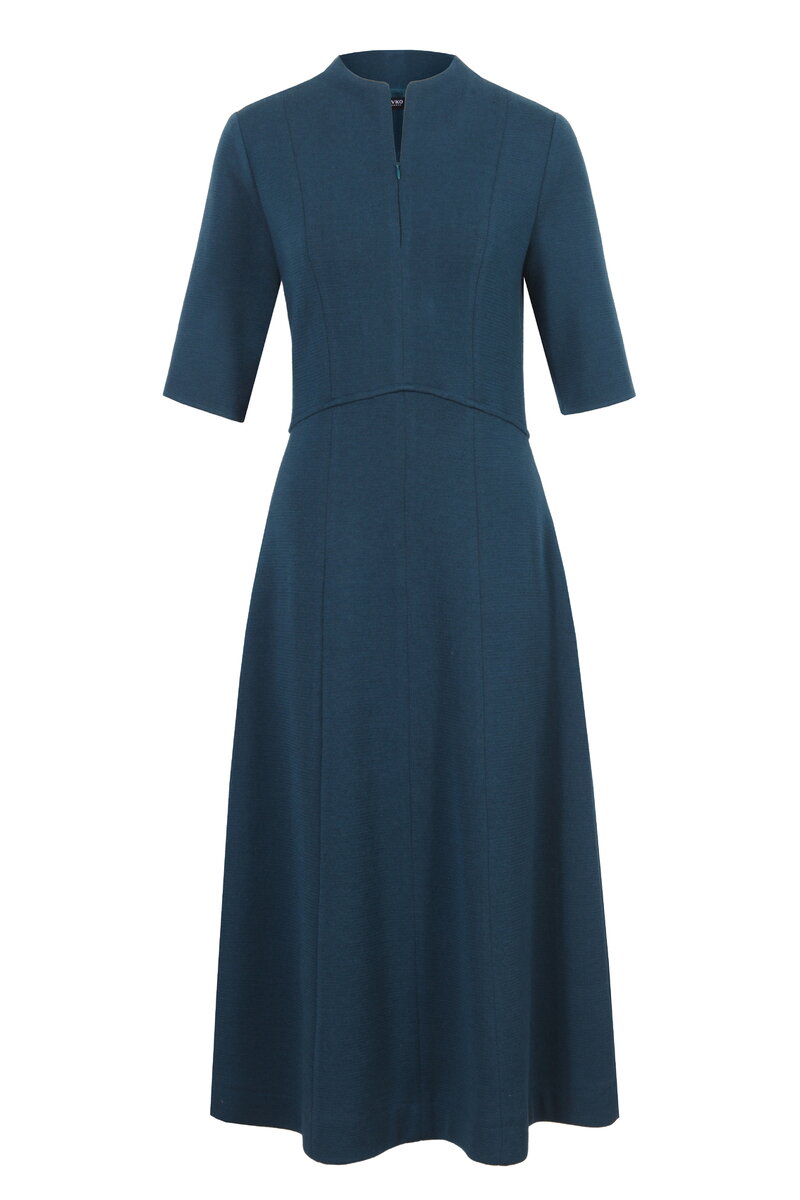 Strickkleid mit Ärmeln bis zum Ellbogen