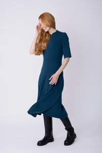 Strickkleid mit Ärmeln bis zum Ellbogen